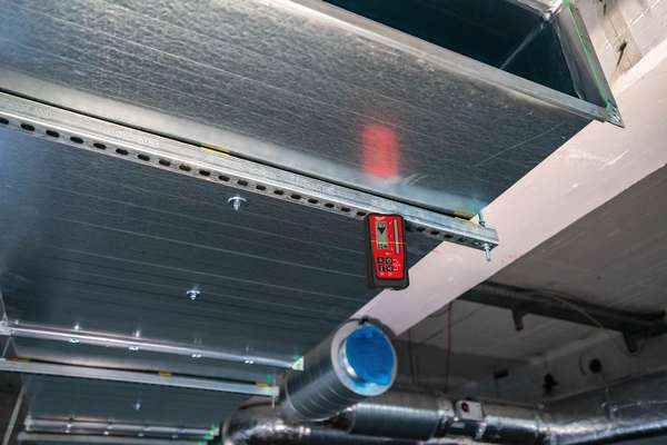 Ricevitore laser Milwaukee lineari verde/rosso LRD100