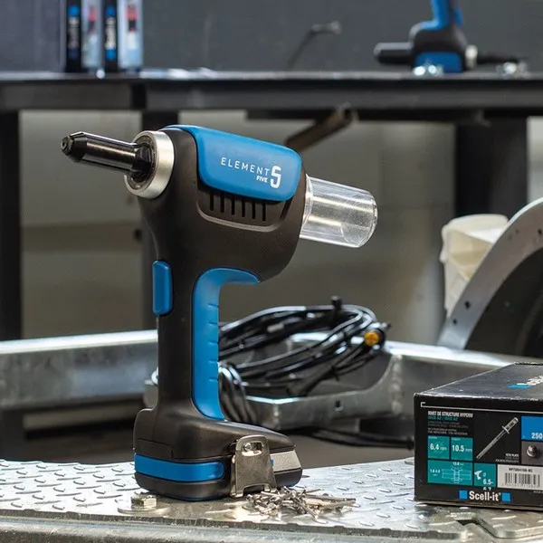 Rivettatrice a batteria ELEMENT 5