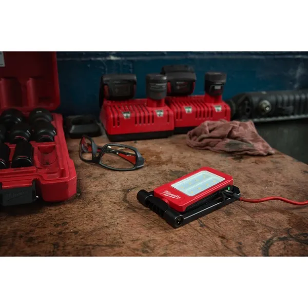 Faretto LED tascabile ricaricabile interna 500 lumen IRFFL
