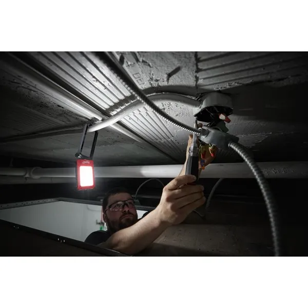 Faretto LED tascabile ricaricabile interna 500 lumen IRFFL