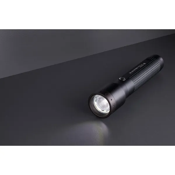 Torcia manuale P7R Core