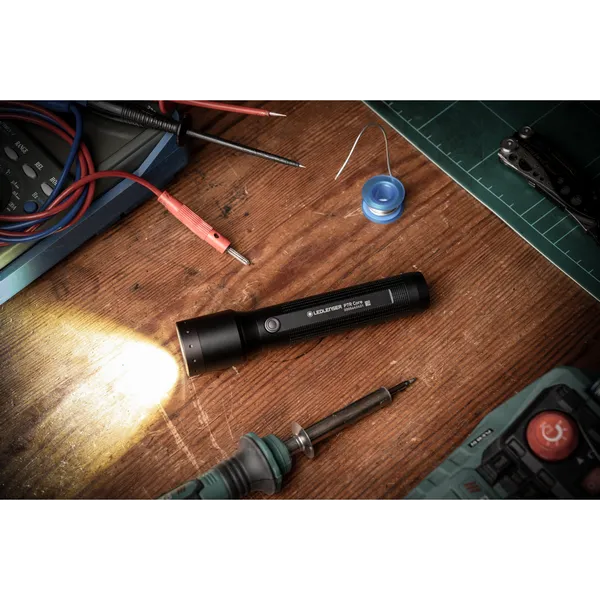 Torcia manuale P7R Core