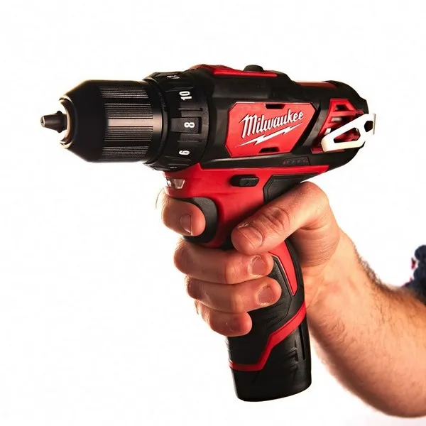 Trapano avvitatore compatto M12 BDD