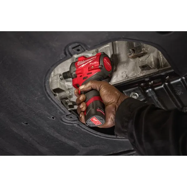Avvitatore a impulsi compatto 12 Volt 3/8