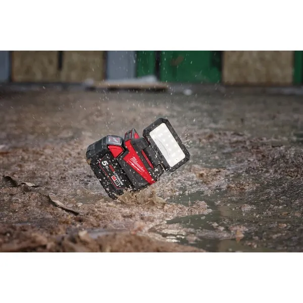 Faretto LED power bank 18V testa ruotabile M18ALIS