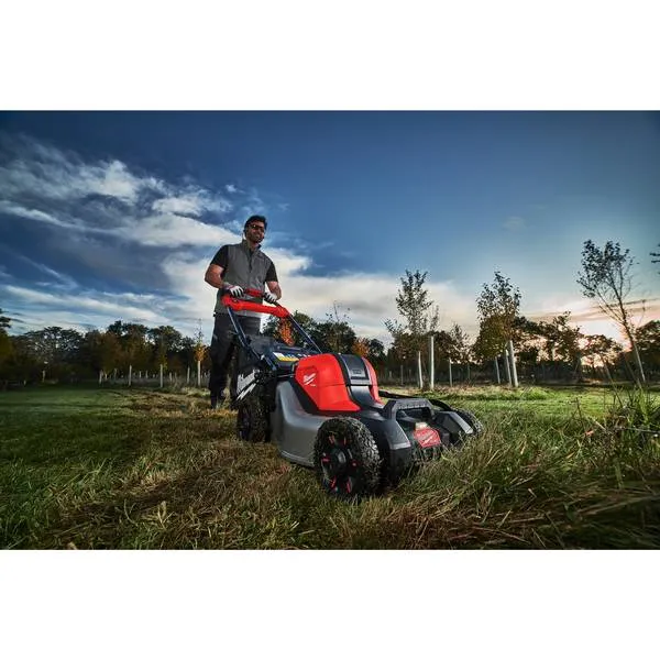Tosaerba semovente M18 F2LM46