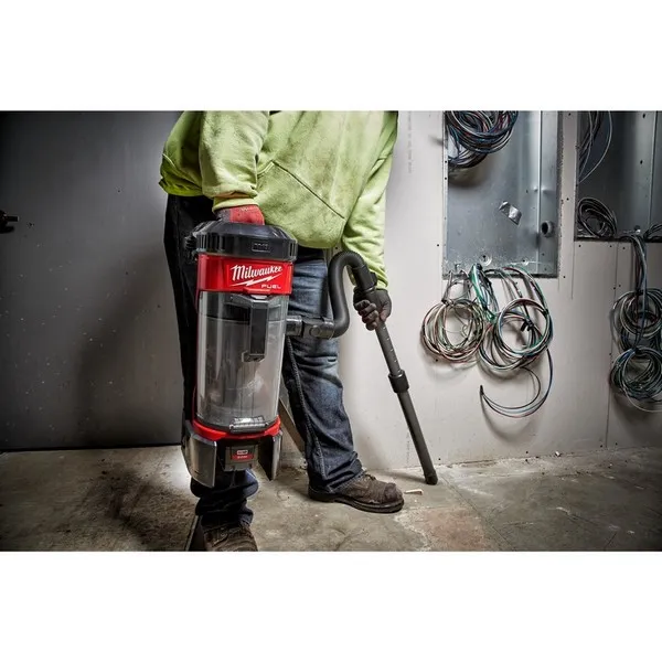 Aspiratore spalleggiato M18 FBPV