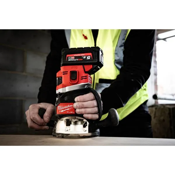 Fresatrici 18 Volt con pinze 12/8 mm M18 FR12