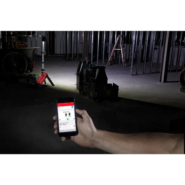 Faro Led con treppiede M18 ONERSAL