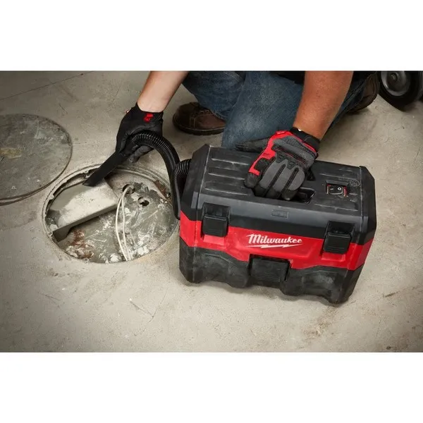 Aspiratore solidi / liquidi M18 VC2