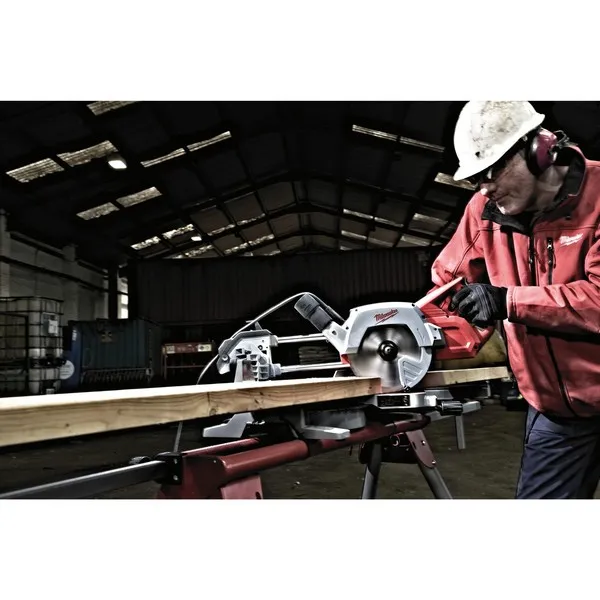 Banco portatroncatrice Milwaukee MSL 1000