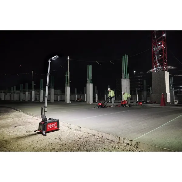 Torre Faro compatta 15.000 lumen MX FUEL Packout MX TLIC