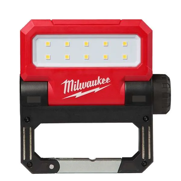 Faro ricaribaile con USB Milwaukee L4 FFL-301